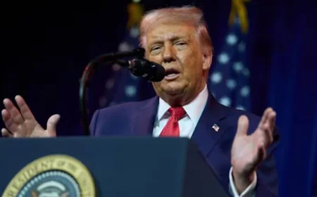 வெனிசுலா 30–50 மில்லியன் பீப்பாய் எண்ணெயை அமெரிக்காவிடம் ஒப்படைக்கும்: டிரம்ப்