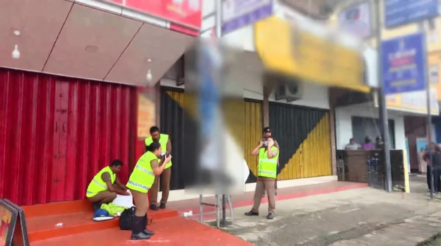 மட்டக்களப்பில் வர்த்தக நிலையம் முன்பாக இளைஞன் சடலமாக மீட்பு