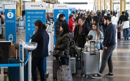 கடும் குளிர்கால புயலால் அமெரிக்காவில் 1,200க்கும் மேற்பட்ட விமானங்கள் ரத்து