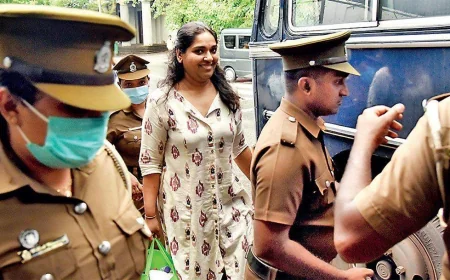 முன்னாள் அமைச்சர் கெஹெலிய ரம்புக்வெல்லவின் மகள் கைது