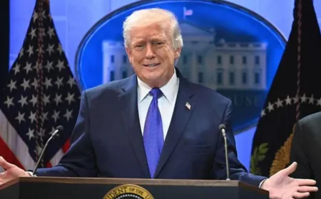 நீதிமன்ற உத்தரவுக்கு பிறகு புதிதாக 10 சதவீத வரியை விதித்தார் டிரம்ப்!