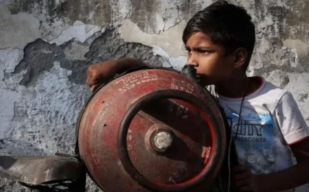 ஈரான் போர் எரிபொருள் நெருக்கடியால் ஆசியாவில் அன்றாட வாழ்க்கை தலைகீழாக மாறி வருகிறது!