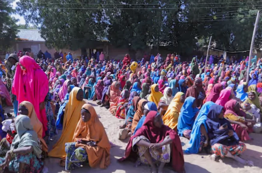 நைஜீரியாவில் போகோஹராம் தாக்குதல்: பெண்கள், குழந்தைகள் உள்பட 300 பேர் கடத்தல்