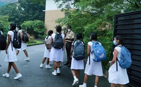 அரச நிறுவனங்கள் இன்று முதல் வழமைக்கு: பாடசாலைகள் ஏப்ரல் 20 முதல் திறப்பு