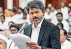 நடிகராக கோடிகளில் சம்பளம் வாங்கிய விஜய்... முதல்வராக பெறும் சம்பளம் எவ்வளவு?