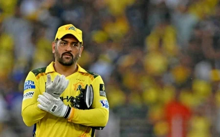 அடுத்த சீசனிலும் எம்.எஸ். தோனி களமிறங்குவார்? – முரளி கார்த்திக் சூப்பர் தகவல்