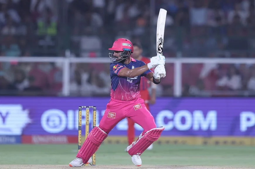 RR வெற்றியால் CSK-வுக்கு அதிர்ச்சி: பிளேஆஃப் பந்தயத்தில் கடைசி இடத்தை நோக்கி 4 அணிகள் கடும் போட்டி!
