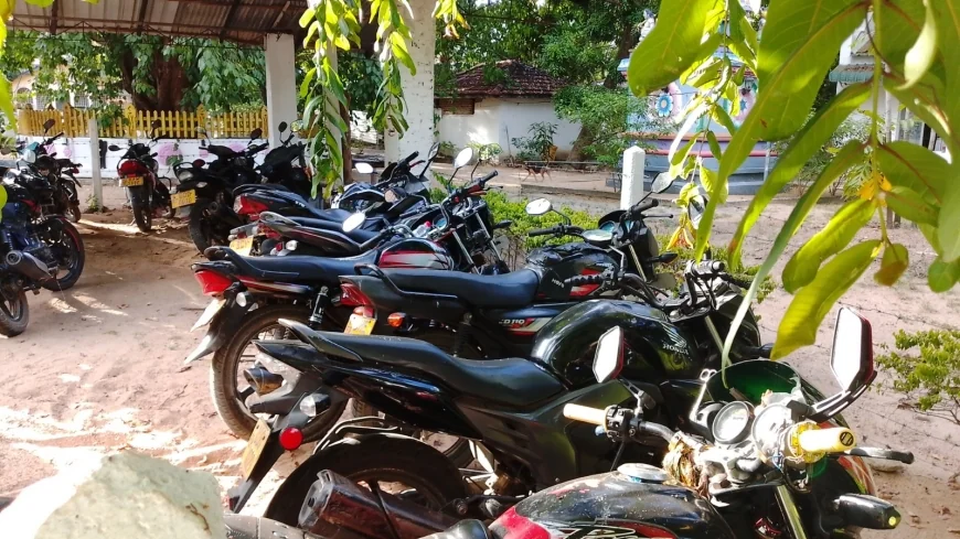 டிக்டொக் ஊடாக பொலிஸாரின் கடமைக்கு இடையூறு; இருவர் கைது!