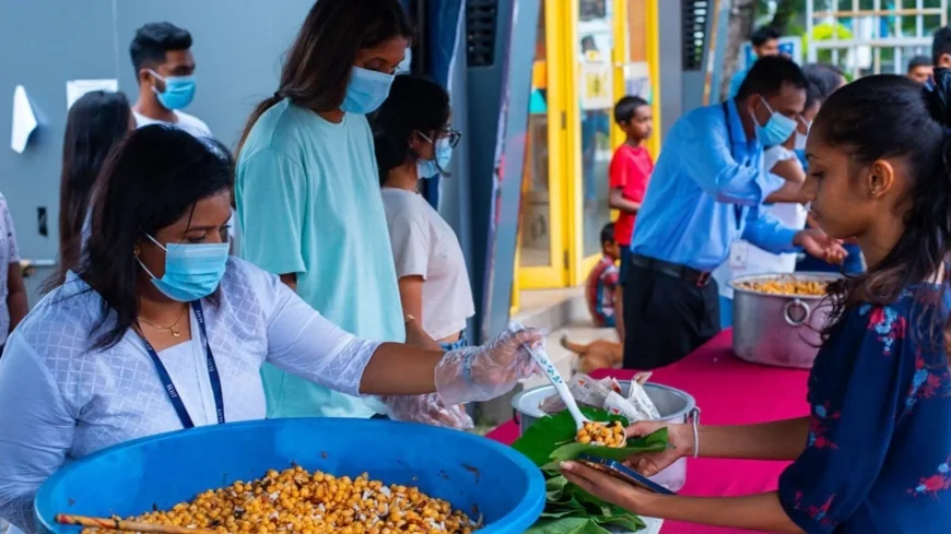 பொசன் பௌர்ணமி: நாடு முழுவதும் 18,412 தானசாலைகள் பதிவு – சுகாதார விழிப்புணர்வு அறிவுறுத்தல்