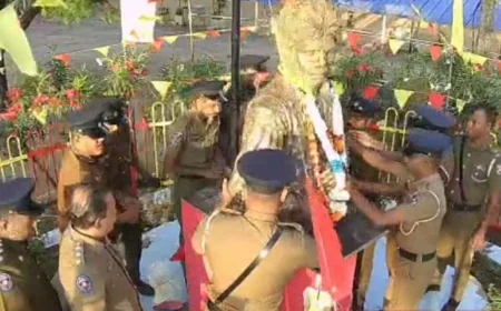 திலீபனின் உருவச்சிலையை பொலிஸார் பலவந்தமாக அகற்றினர்: செல்வராசா கஜேந்திரன் குற்றச்சாட்டு