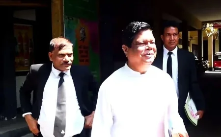 இலஞ்ச ஊழல் ஆணைக்குழுவில் 4 மணி நேரத்திற்கும் மேலாக பந்துல குணவர்தன  வாக்குமூலம்