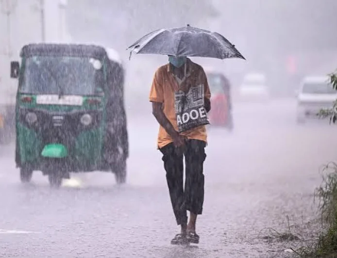 இலங்கையில் சீரற்ற காலநிலையால் 10,545 பேர் பாதிப்பு – ஒருவர் உயிரிழப்பு; பல பகுதிகளுக்கு மண்சரிவு அபாய எச்சரிக்கை!